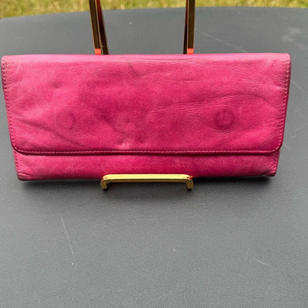 Hobo The Original Elegant Pink Leather Clutch